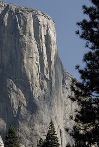 escalade ‡ yosemite<br>NIKON D200, 70 mm, 100 ISO,  1/640 sec,  f : 4.8 